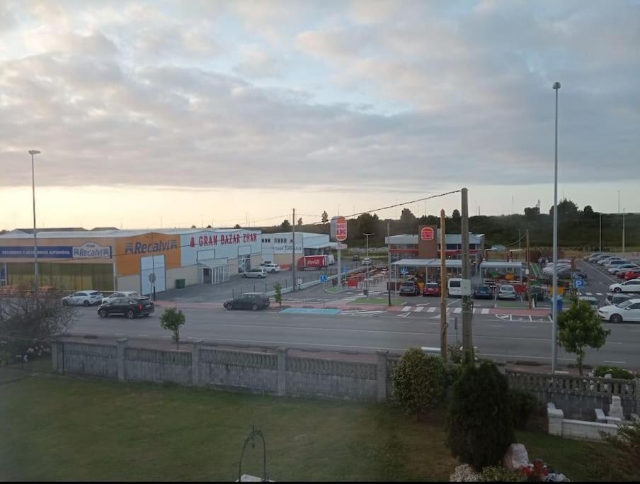 Apartamento En Las Afueras リバデオ エクステリア 写真