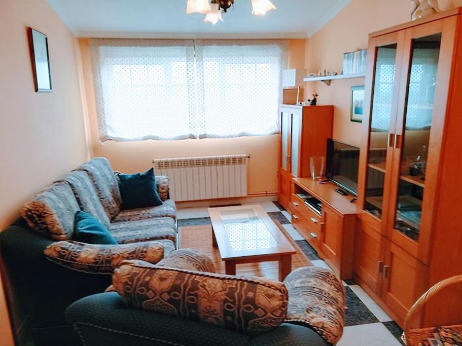Apartamento En Las Afueras リバデオ エクステリア 写真